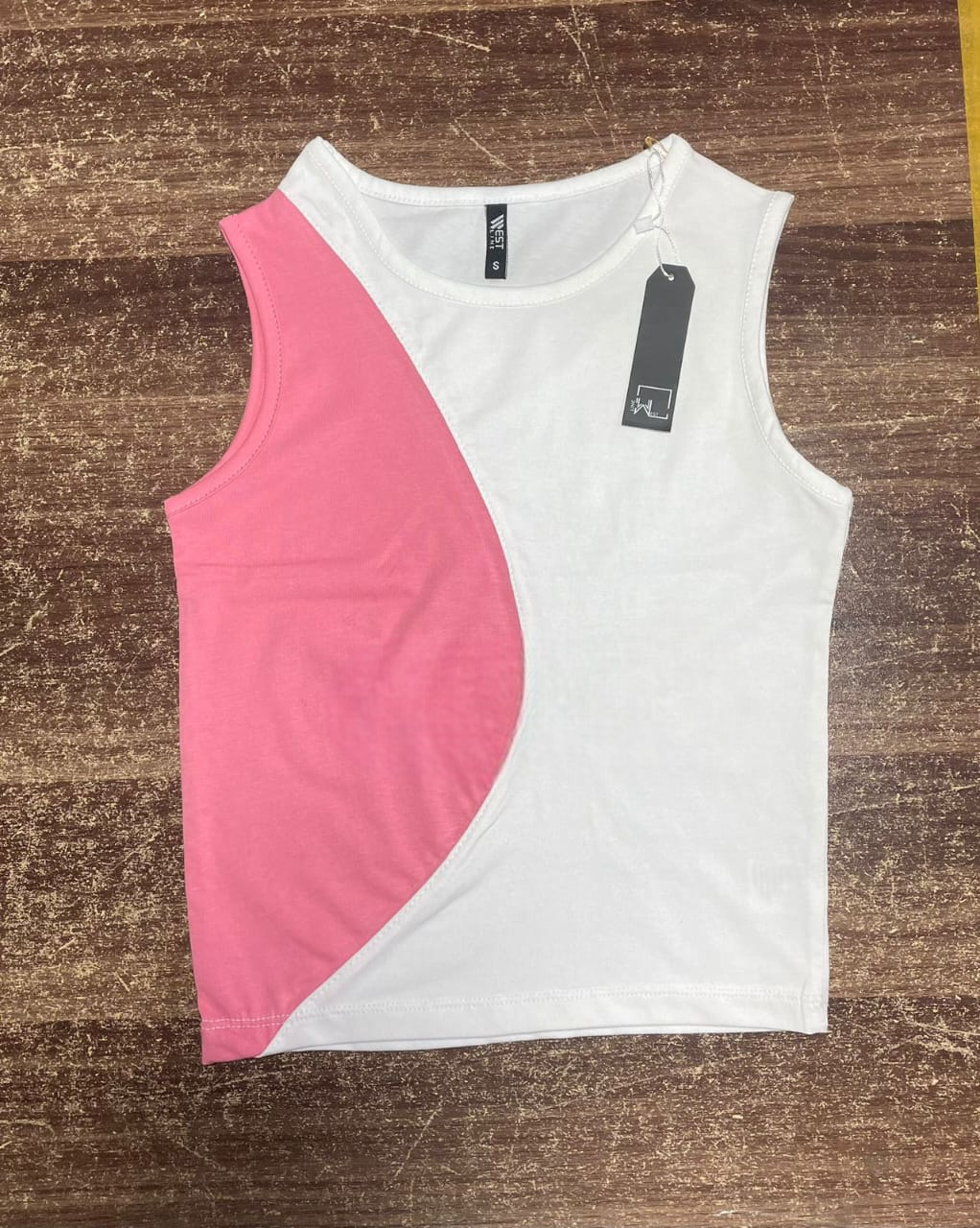 Sleeveless T-Shirt